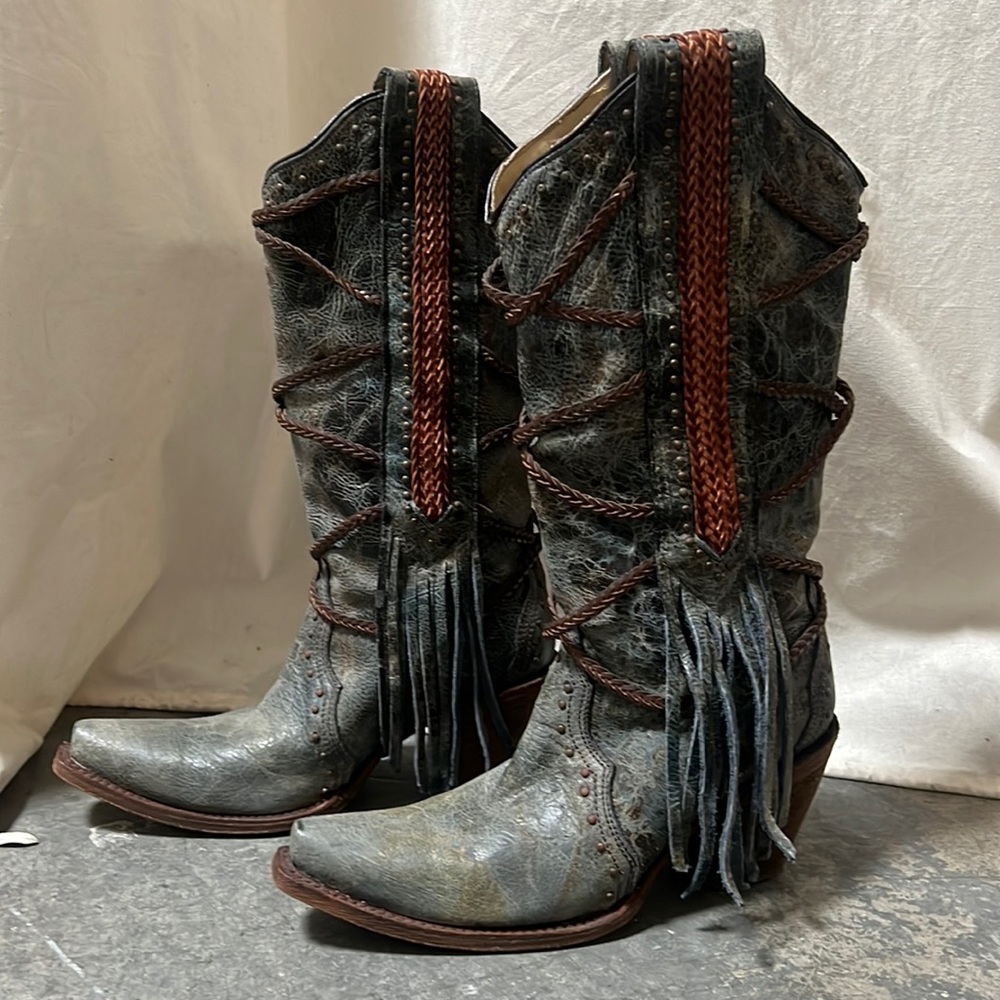 Corral Vintage boots size 7